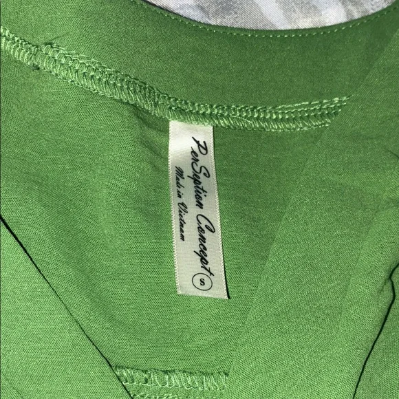 3 New W Tags Women’s tops Size Small - Picture 2 of 14